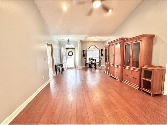 3rd image of 2987 Woodberry Ct