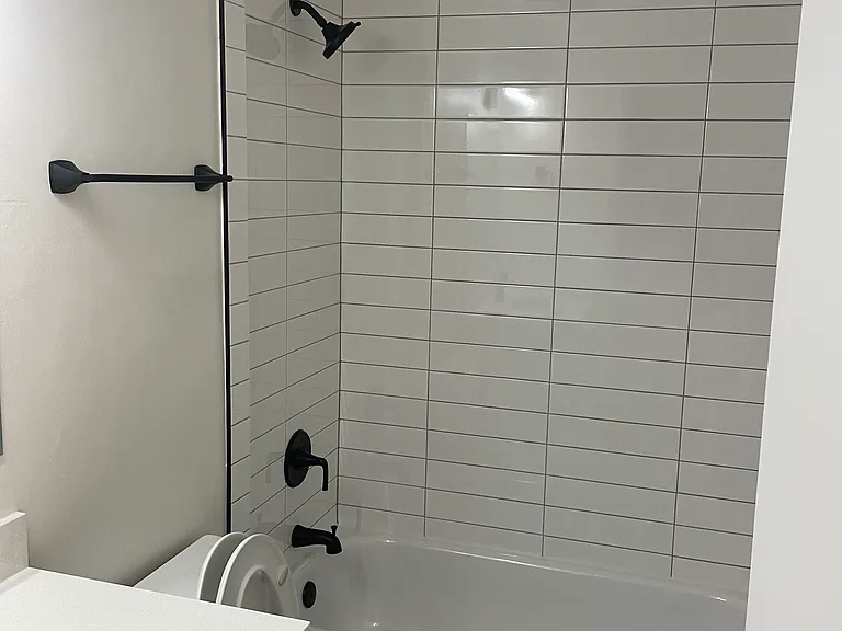 1401 W Bertona St #4 — Photo 9