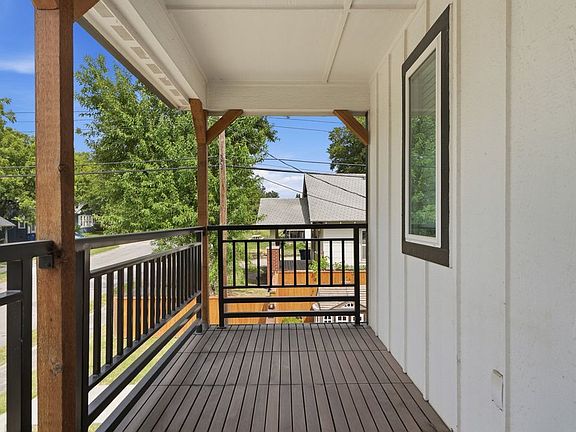 5th image of 2212 E 12th Pl