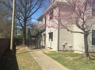 406 Fairway Cir, Springdale, AR 72764