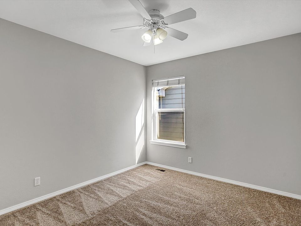 1st image of 10259 Riverstone Dr