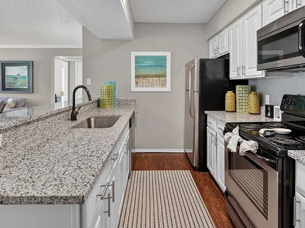 Westmount at River Park Apartments
