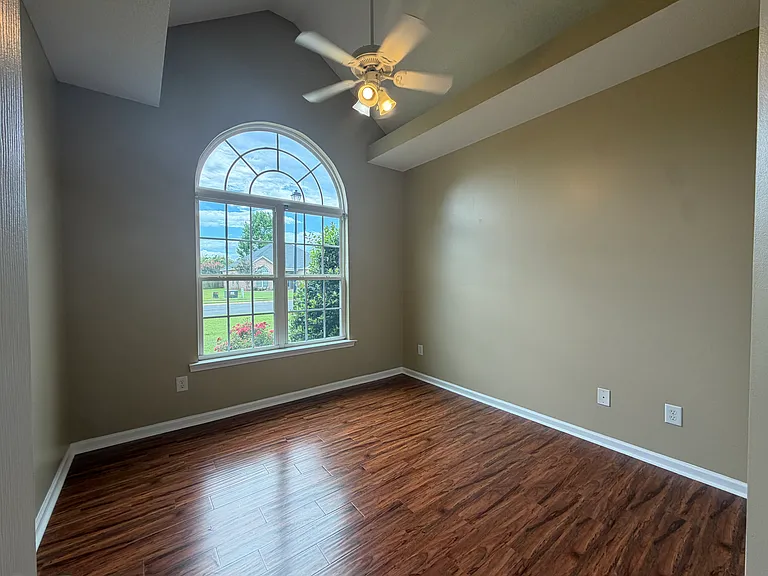 104 Witherspoon Ct — Photo 14