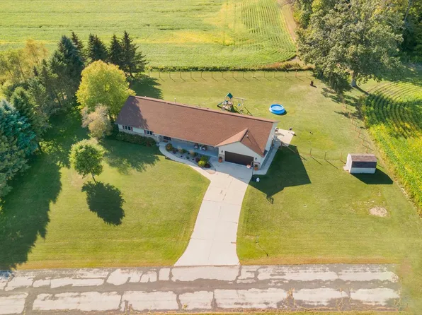 N2994 Sunset DRIVE, Oostburg, WI 53070