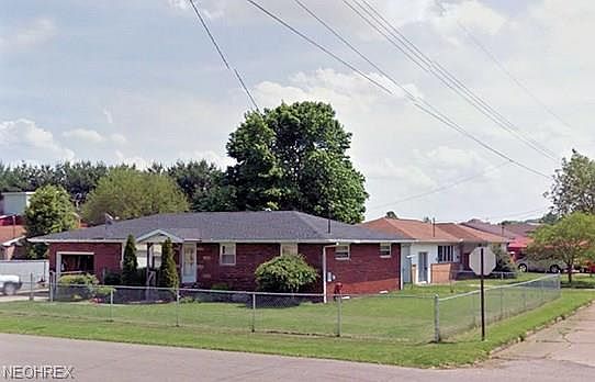 1st image of 1409 Poplar St