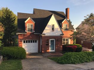 135 Swarthmore Ave, Charleston, WV 25302