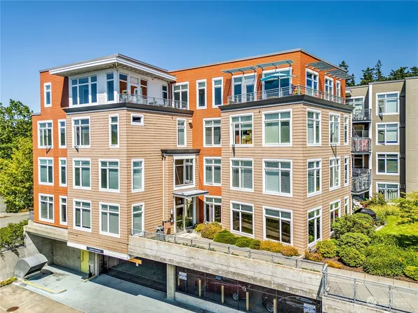170 Harbor Square Loop NE #A408, Bainbridge Island, WA 98110