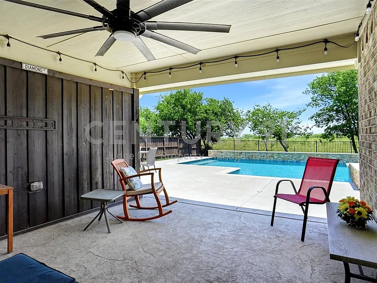 5013 Diamond Dr — Photo 35
