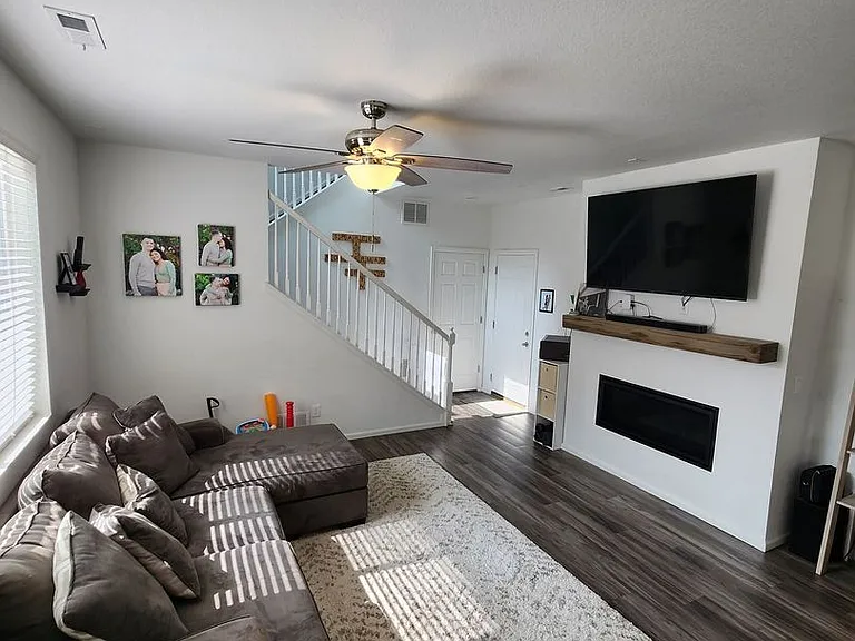 6904 Passing Sky Dr — Photo 7