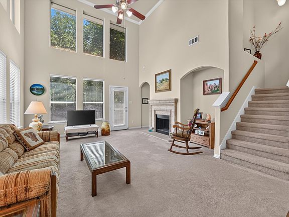 5th image of 2808 Tangerine Ln