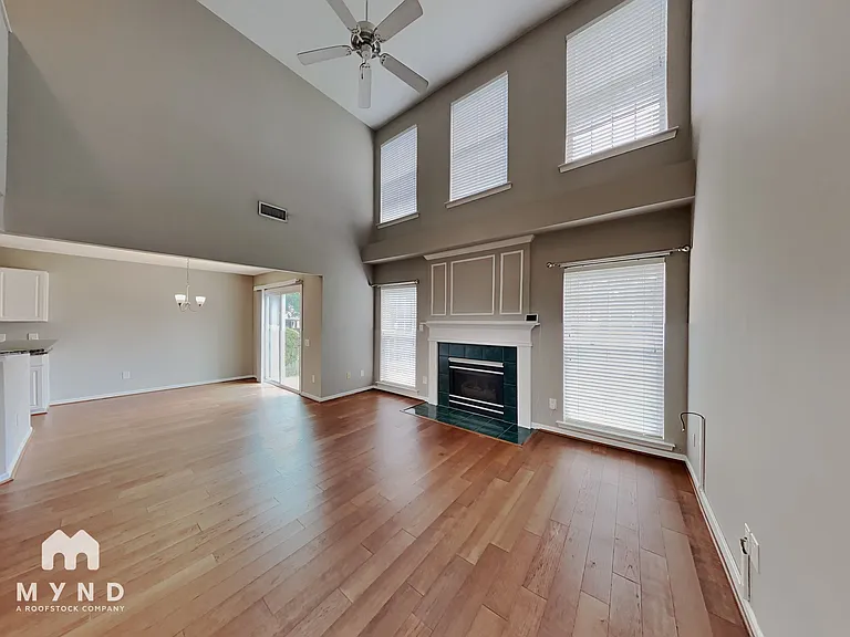 9738 Woodend Ct — Photo 5