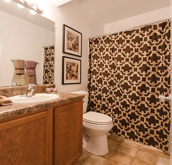 The Crest Apartments — Photo 10