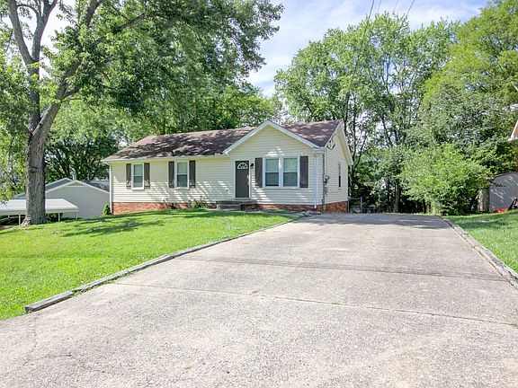 3rd image of 303 Grassland Dr