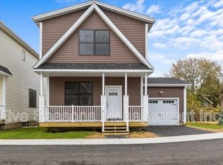 34 Mollys Way, Winooski, VT 05404