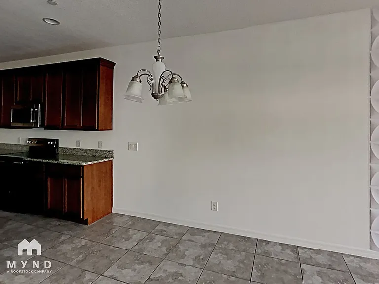 10509 Spring Arbor Ln — Photo 11