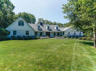 7 Daniel Way, Setauket, NY 11733