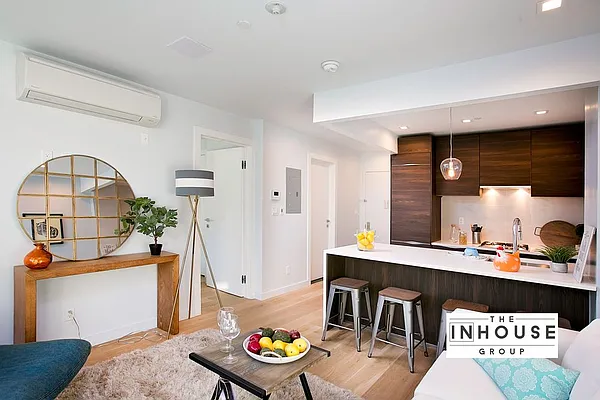 Sold by The InHouse Group | media 8