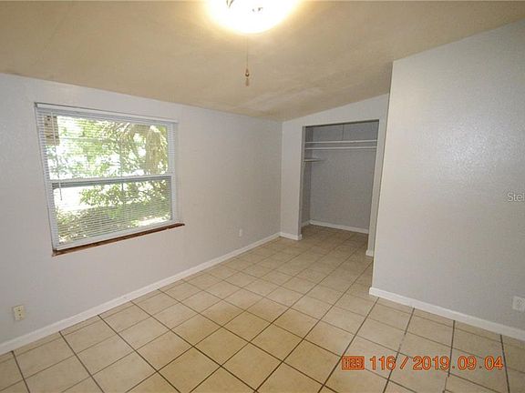 5th image of 1015 Tuskawilla St