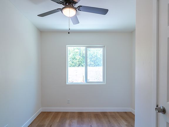 5th image of 6404 Shane Pl Unit 1