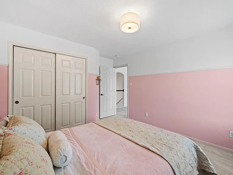 18210 Juniper Creek Ln — Photo 30