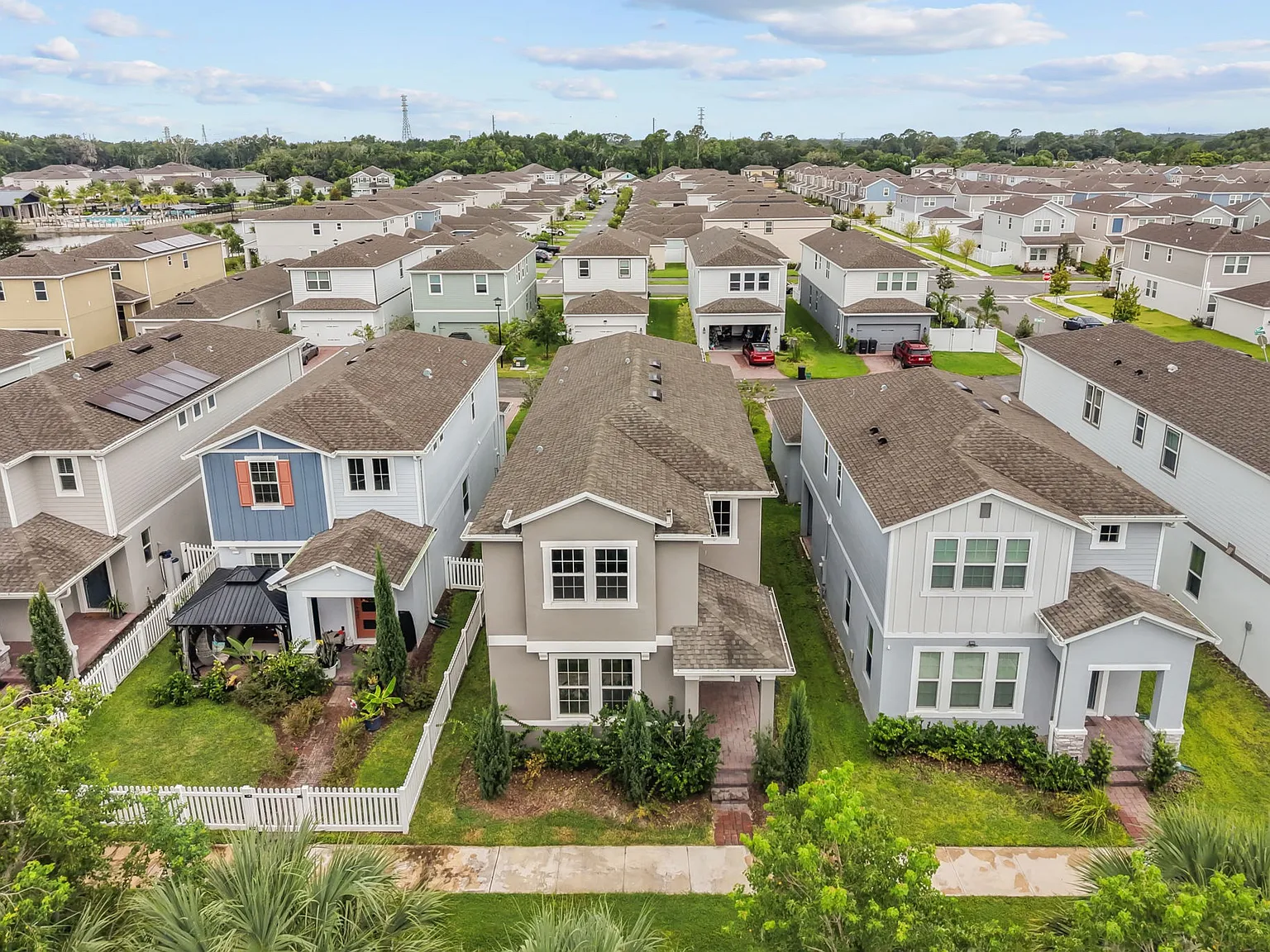 640 Bayern Ln — Photo 4