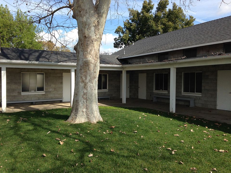 2nd image of 4809 E Zeering Rd