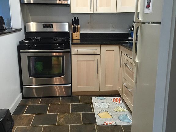 Updated kitchen with dishwasher