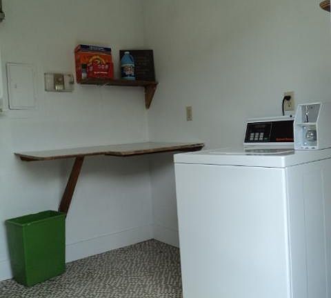 SHARED LAUNDRY ROOM