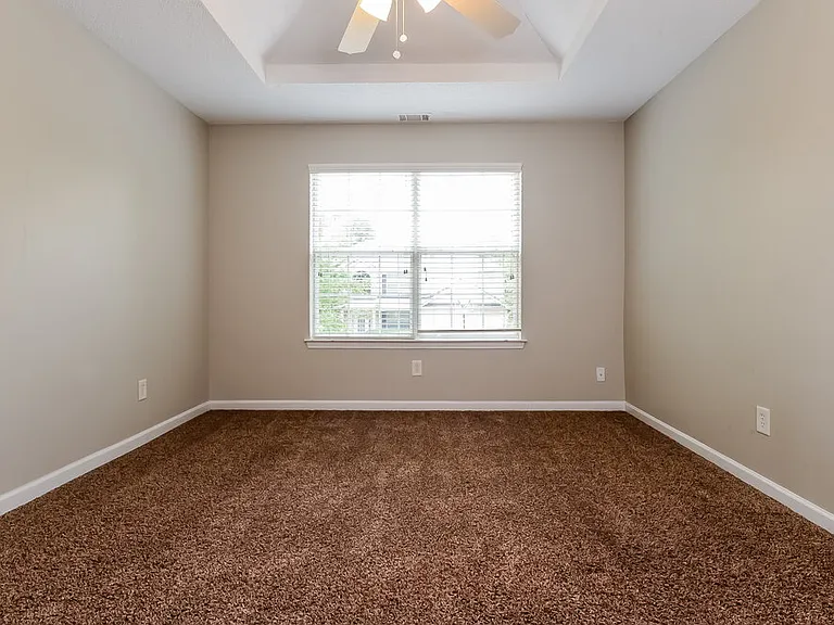 3711 Arminto Dr — Photo 13