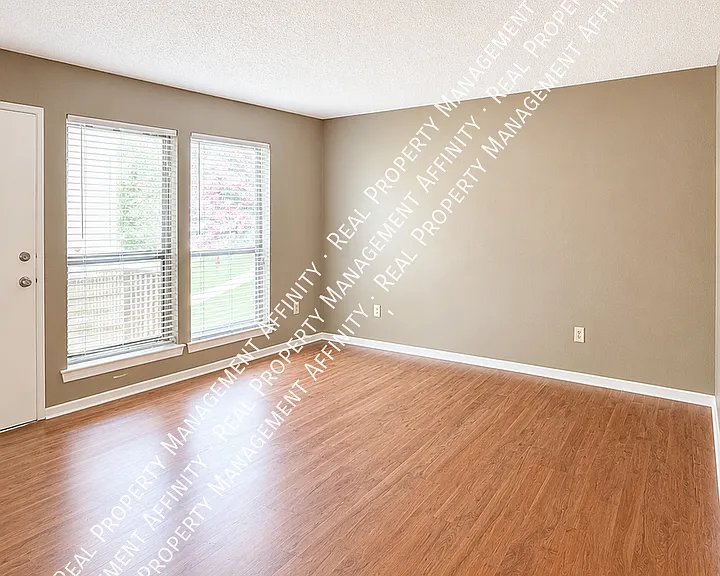 6695 Whispering Oak Pl #3 — Photo 8