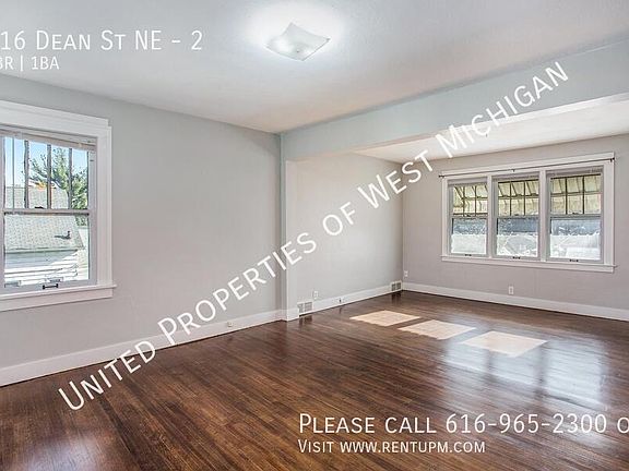 2nd image of 116 Dean St NE #2