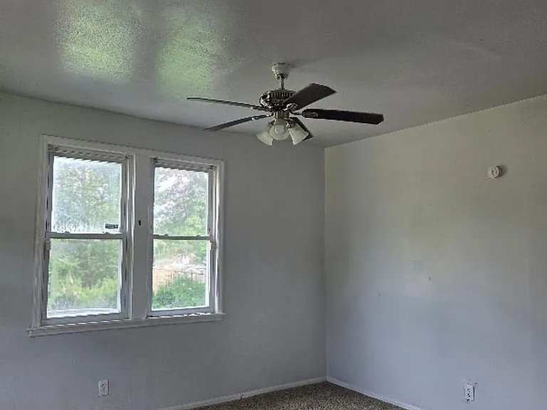 2502 Main St — Photo 4