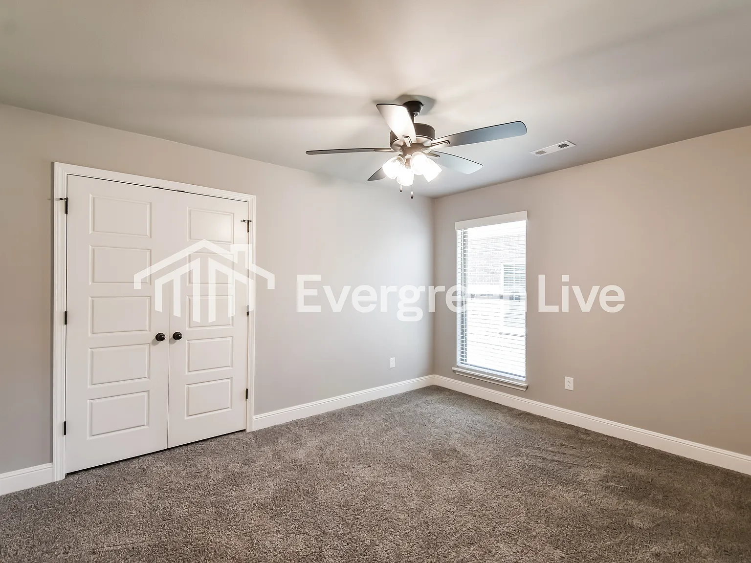 3 bed, 2.0 bath, 1761 sqft, $1,645 — Photo 4