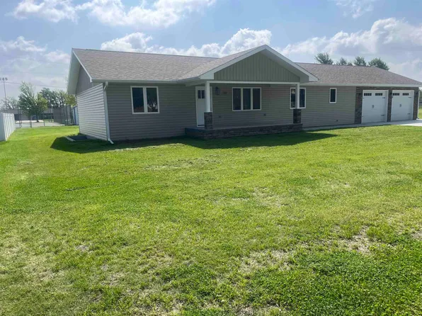 707 N Monroe St, Saint John, KS 67576