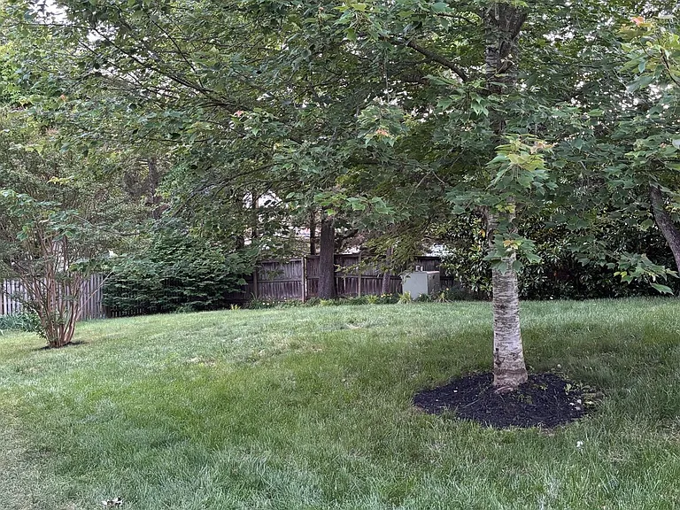2604 Quincy Adams Dr — Photo 25