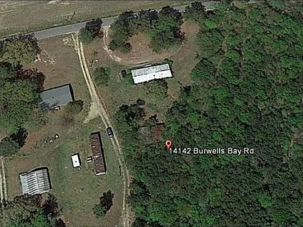 14142 Burwells Bay Rd, Smithfield, VA 23430