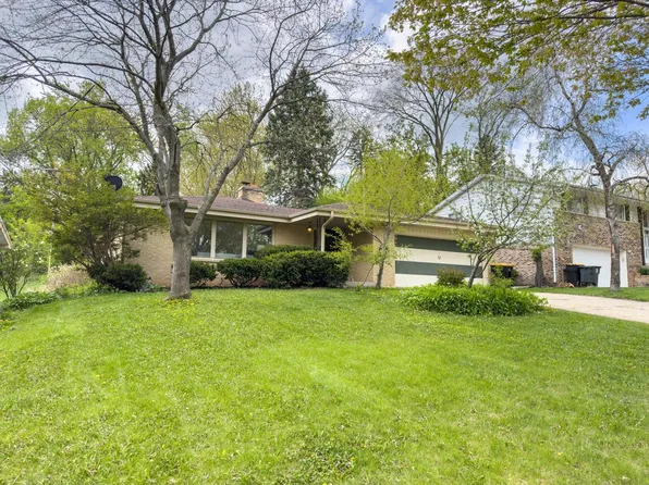 10731 W Keefe AVENUE, Wauwatosa, WI 53222
