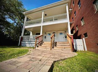 609 SW Topeka Blvd, Topeka, KS 66603