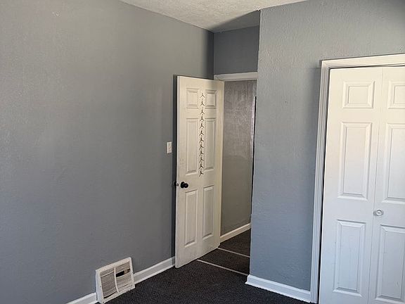 5th image of 3433 N Palmer St