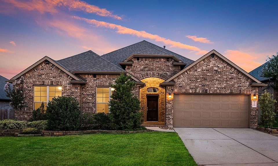 1st image of 1527 Holly Chase Court