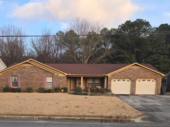 2239 Westmead Dr SW, Decatur, AL 35603