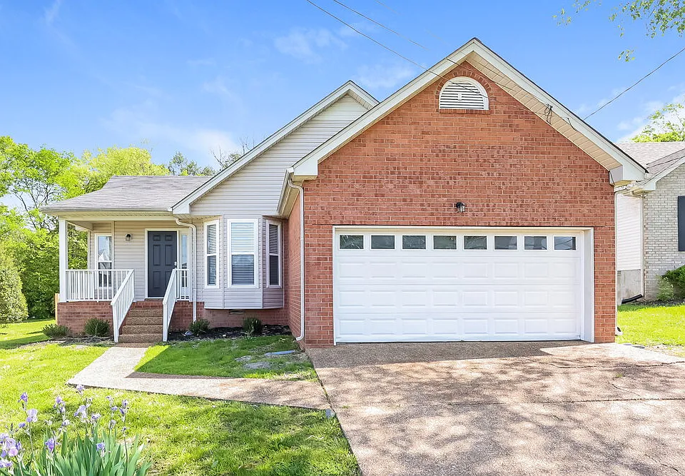 3068 Chateau Valley Dr
