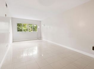 652 NE 63rd St APT 205, Miami, FL 33138
