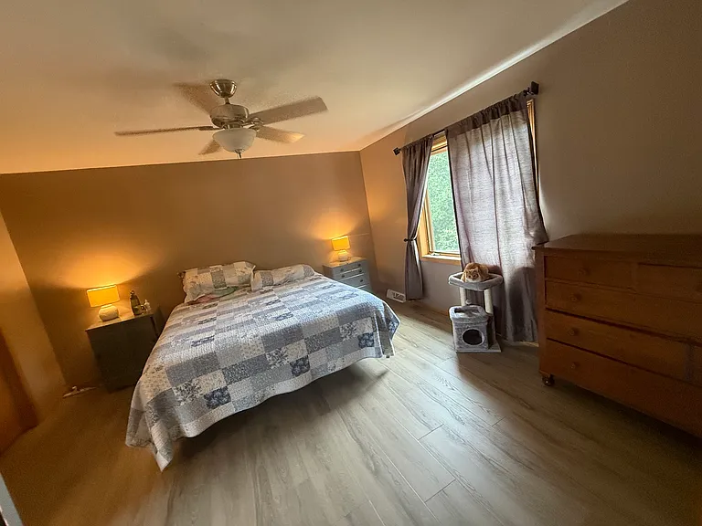606 Samuel Dr — Photo 9