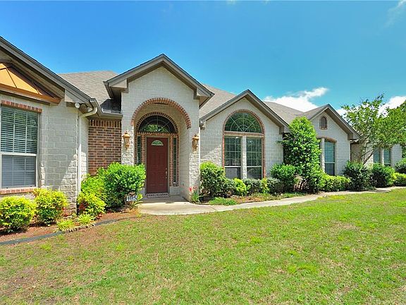 4th image of 135 Coldwater Creek Ln
