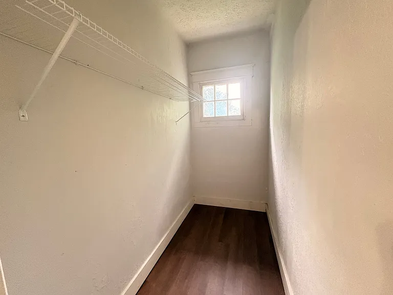 311 N Center Ave — Photo 7