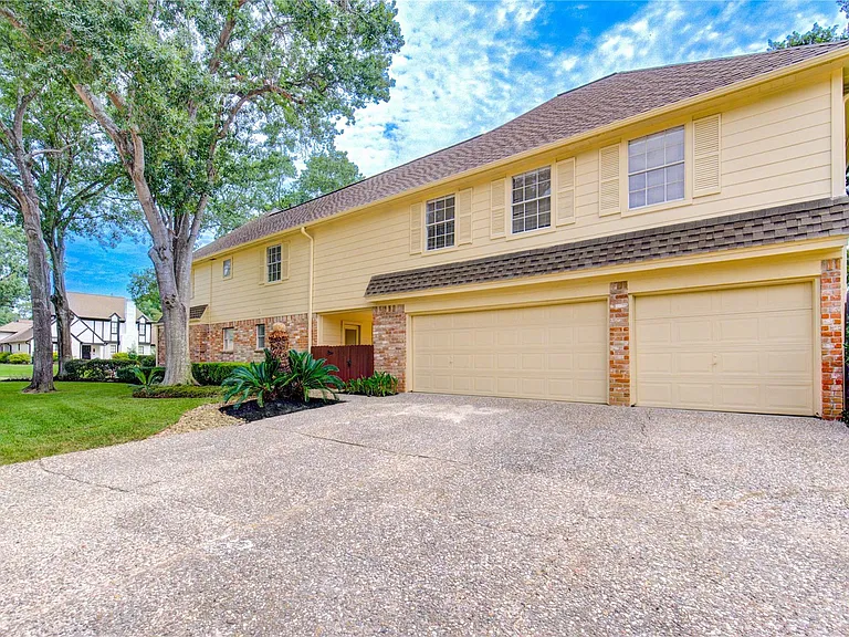 9115 Taidswood Dr — Photo 45