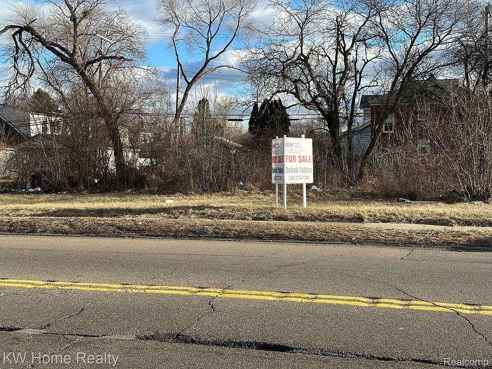 1st image of 3302 E Seven Mile Rd