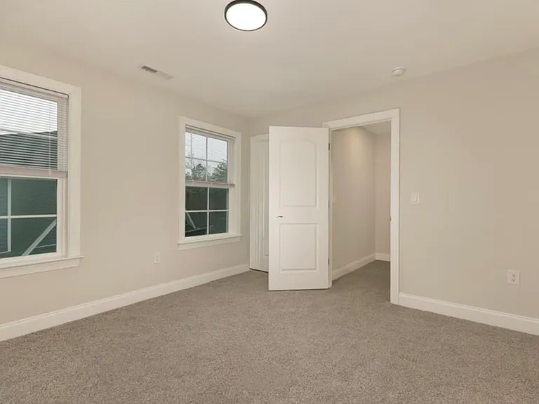 5260 Vineleaf Ct — Photo 12