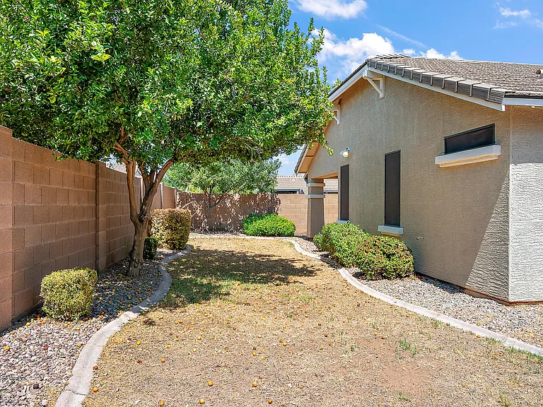 2938 E Blue Ridge Way — Photo 39
